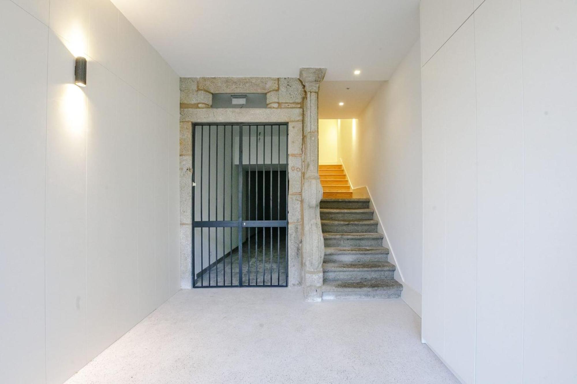 Door 65 - Historical Center Apartments 波尔图 外观 照片